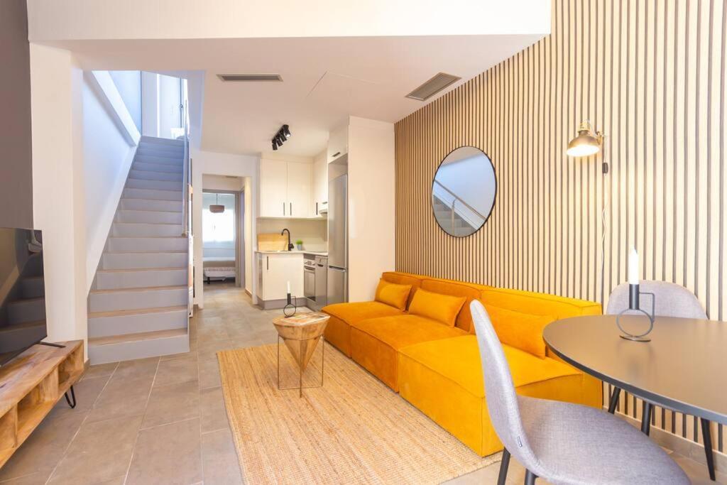 Apartamento Duplex With Terrace Near Bcn Terrassa Exterior foto