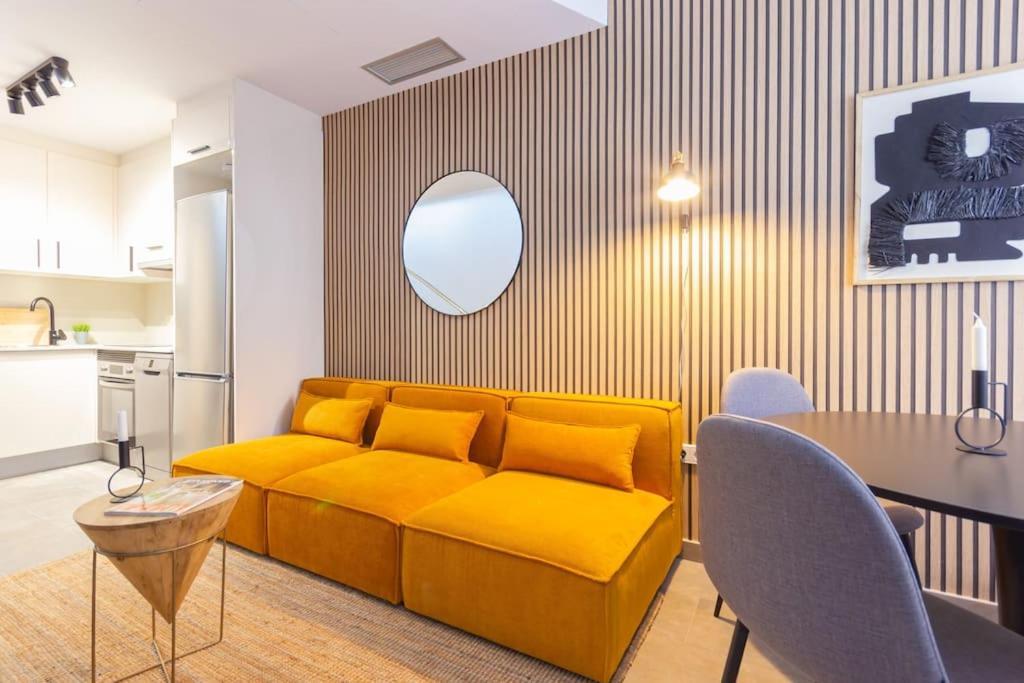 Apartamento Duplex With Terrace Near Bcn Terrassa Exterior foto
