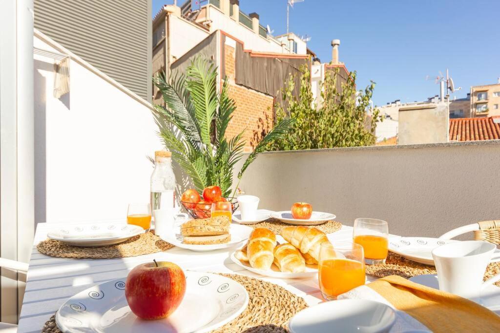Apartamento Duplex With Terrace Near Bcn Terrassa Exterior foto