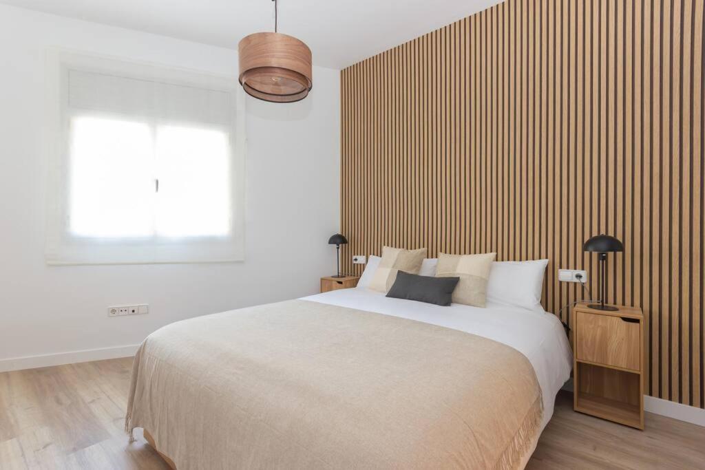 Apartamento Duplex With Terrace Near Bcn Terrassa Exterior foto