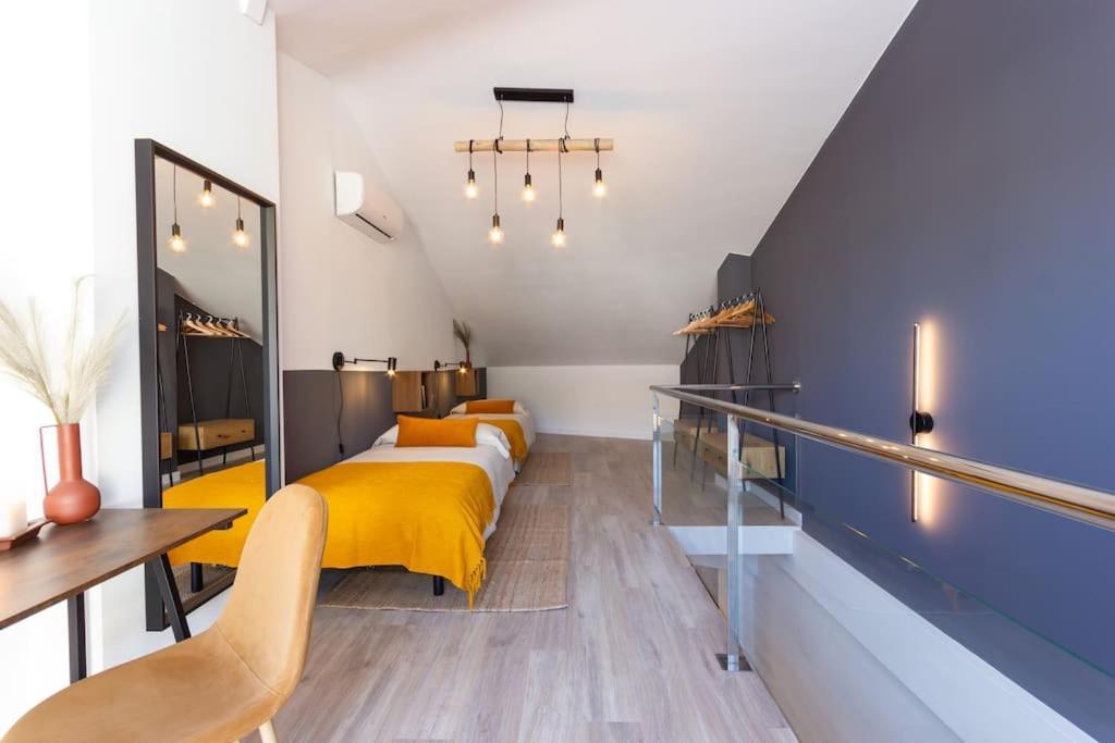 Apartamento Duplex With Terrace Near Bcn Terrassa Exterior foto