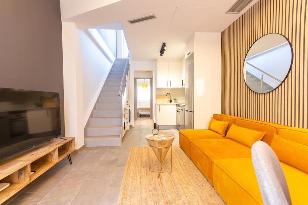 Apartamento Duplex With Terrace Near Bcn Terrassa Exterior foto